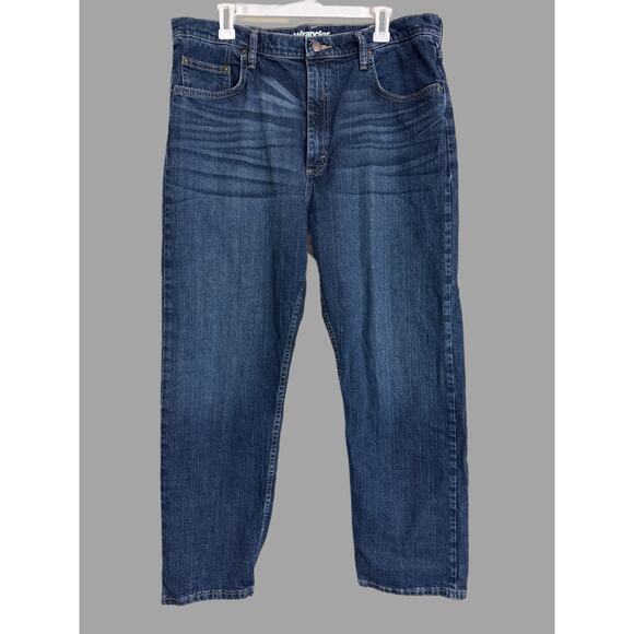 Wrangler Jeans Men's Size 38x29 Relaxed Fit Denim - Picture 1 of 9